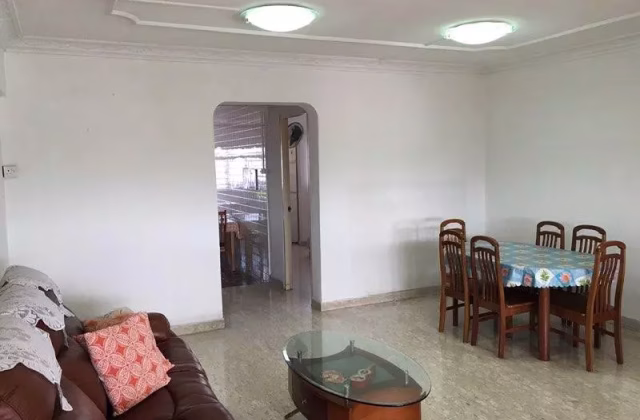 单间出租 • 裕廊西 • 516 Jurong West Street 52 • S$1600 • 4房(3臥室) • 主人房