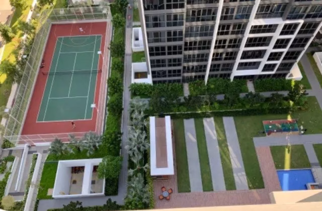 单间出租 • 梧槽 •  Symphony Suites • S$950 • 共管公寓 • 普通房