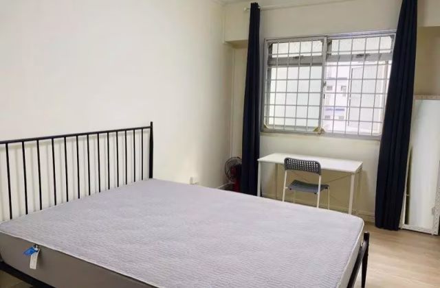 单间出租 • 碧山 • 124C Rivervale Drive • S$950 • 3房(2臥室) • 普通房