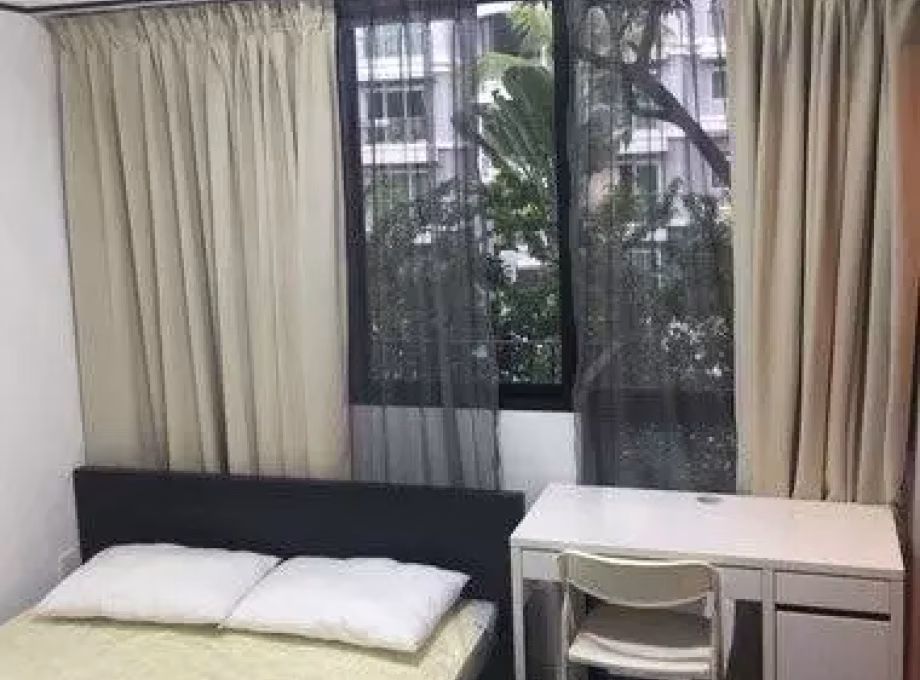 单间出租 • 蔡厝港 •  Village @ Pasir Panjang • S$2200 • 共管公寓 • 主人房 照片