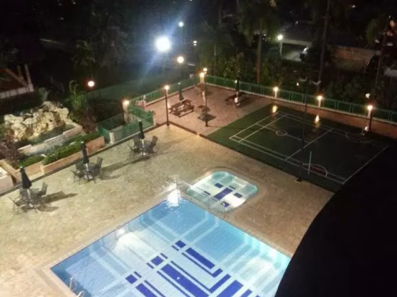 整套出租 • 新加坡河 •  Fortune Park • S$6800 • 共管公寓 • 1270ft² / 117m² 照片