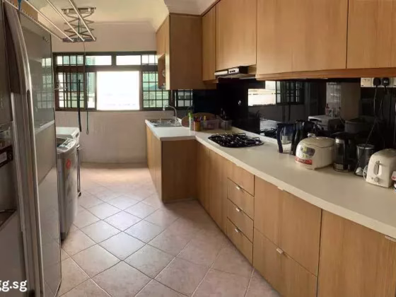 整套出租 • 武吉班让 • 327 Clementi Avenue 5 • S$3600 • 3房(2臥室) • 750ft² / 69m² 照片