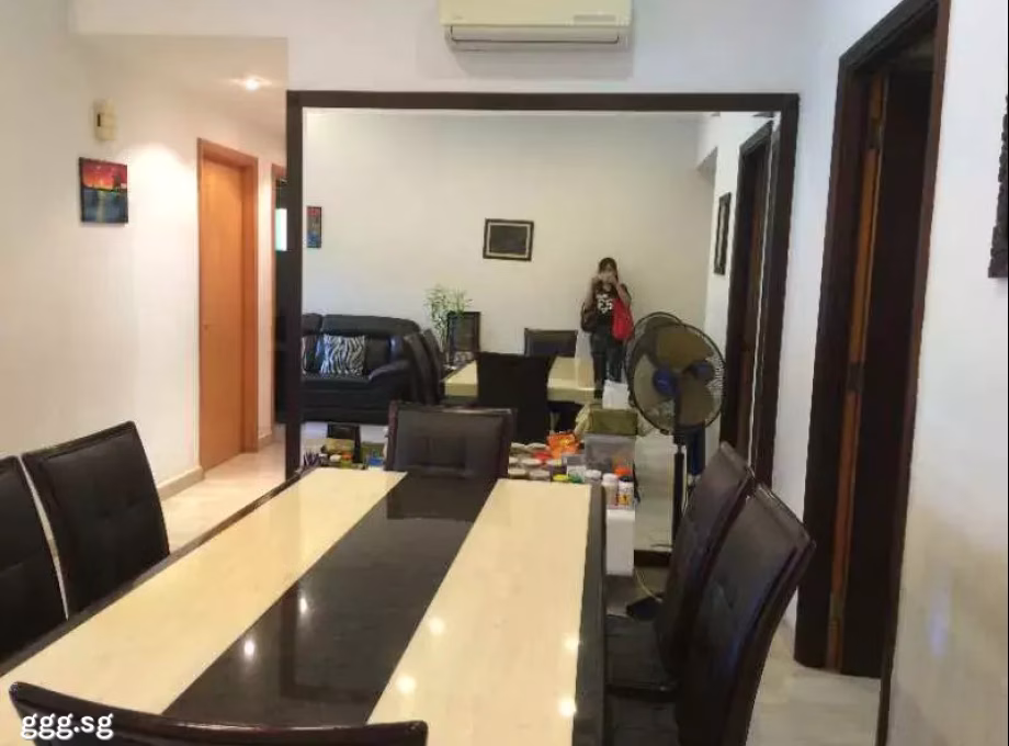 整套出租 • 武吉巴督 •  Guilin View • S$4700 • 共管公寓 • 1399ft² / 129m² 照片