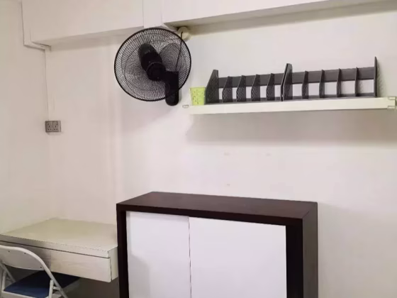 单间出租 • 马林百列 • 4 Lorong 7 Toa Payoh • S$950 • 3房(2臥室) • 普通房 照片
