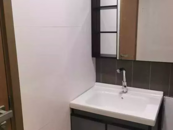 单间出租 • 西部集水区 •  Citylife @ Tampines • S$1800 • 共管公寓 • 主人房 照片