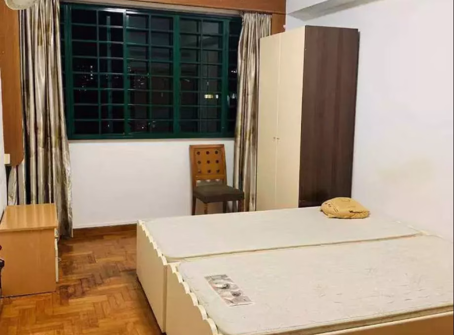 单间出租 • 宏茂桥 • 119 Pasir Ris Street 11 • S$1200 • 3房(2臥室) • 普通房 照片