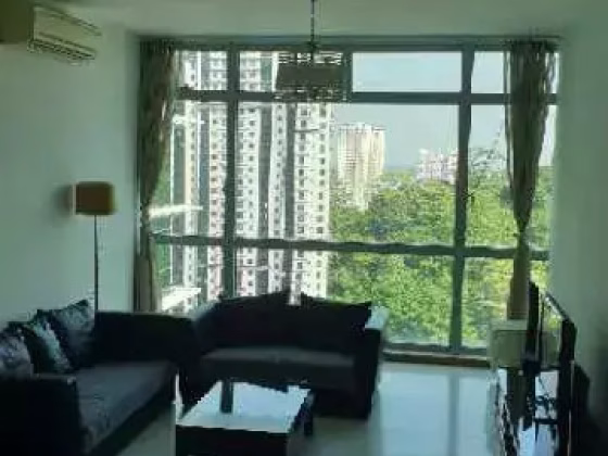 单间出租 • 武吉巴督 •  Hillview Regency • S$1800 • 共管公寓 • 主人房 照片