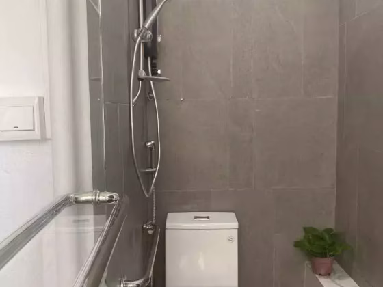 单间出租 • 新邦 •  Marine Mansion • S$1500 • 住宅公寓 • 主人房 照片