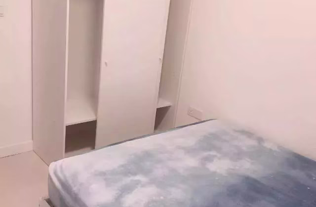 单间出租 • 三巴旺 • 180A Marsiling Road • S$1000 • 3房(2臥室) • 普通房