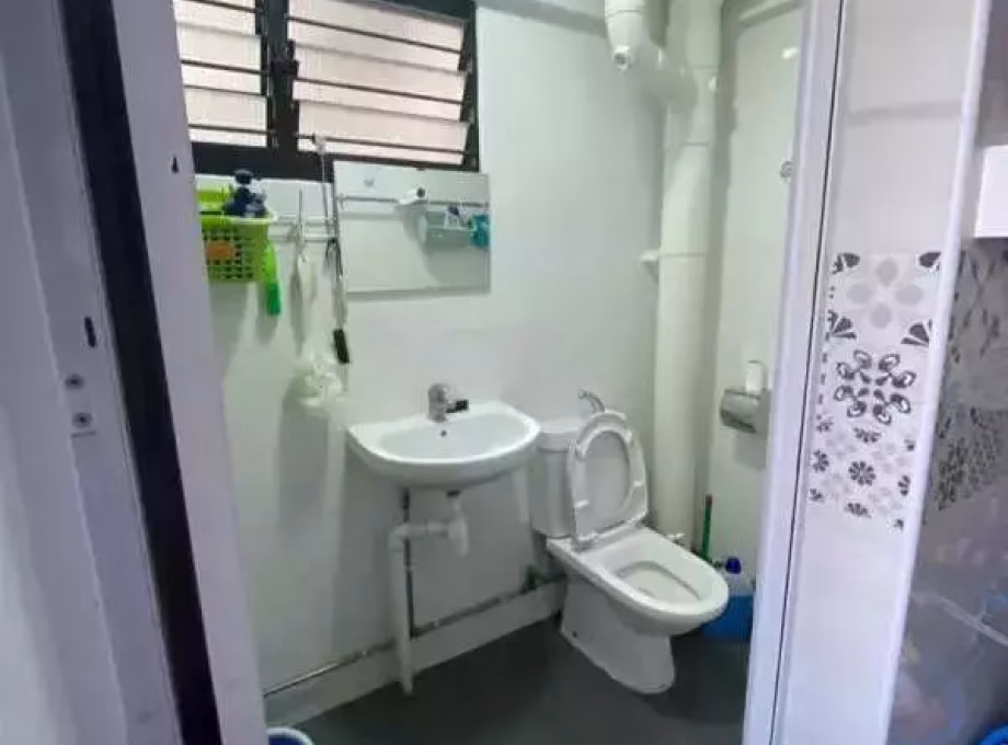 整套出租 • 武吉知马 • 151 Bedok Reservoir Road • S$3800 • 3房(2臥室) • 930ft² / 86m² 照片