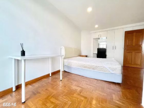 房屋出售 • 诺维娜 •  Leedon 2 • S$2109450 • 共管公寓 • 861ft² / 79m² 照片