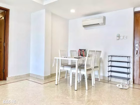房屋出售 • 诺维娜 •  Leedon 2 • S$2109450 • 共管公寓 • 861ft² / 79m² 照片