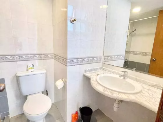 房屋出售 • 诺维娜 •  Leedon 2 • S$2109450 • 共管公寓 • 861ft² / 79m² 照片