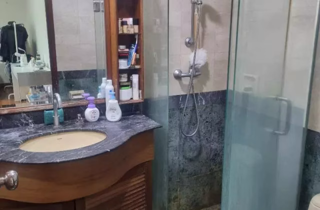 单间出租 • 红山 •  Springdale Condo • S$750 • 共管公寓 • 普通房