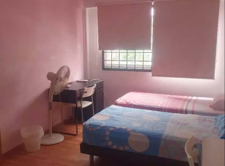 单间出租 • 梧槽 • 764 Yishun Street 72 • S$1000 • 4房(3臥室) • 普通房 照片