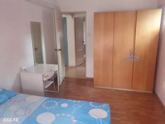 单间出租 • 梧槽 • 764 Yishun Street 72 • S$1000 • 4房(3臥室) • 普通房 照片