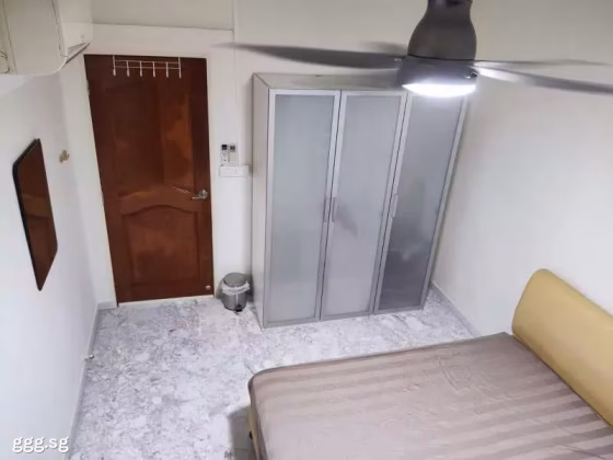 单间出租 • 林厝港 • 544 Jurong West Street 42 • S$950 • 4房(3臥室) • 普通房 照片