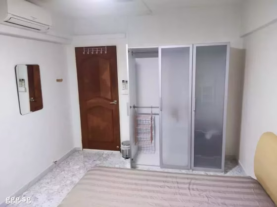 单间出租 • 林厝港 • 544 Jurong West Street 42 • S$950 • 4房(3臥室) • 普通房 照片