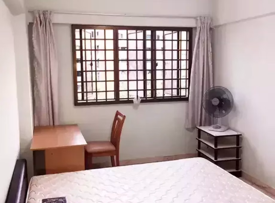 单间出租 • 林厝港 • 415 Jurong West Street 42 • S$1100 • 5房(4臥室) • 普通房 照片
