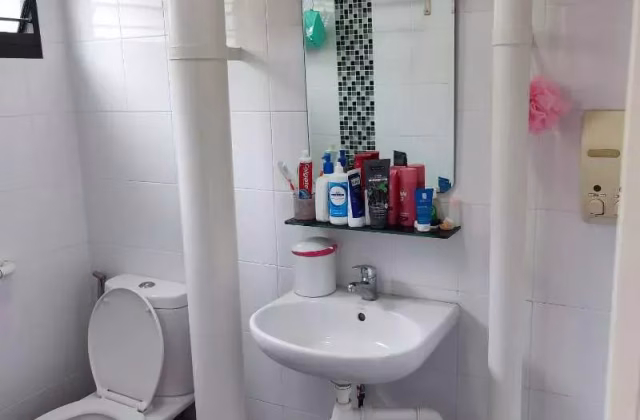 单间出租 • 西部集水区 • 853 Tampines Street 83 • S$500 • 4房(3臥室) • 床位出租