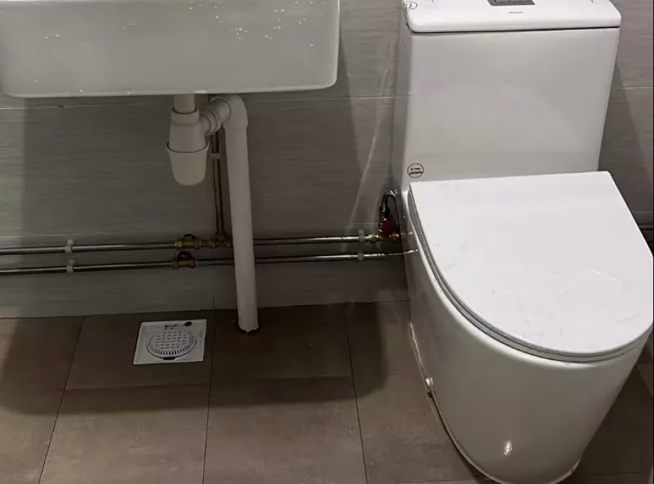 单间出租 • 市中心 • 161 Bishan Street 13 • S$1200 • 5房(4臥室) • 普通房 照片