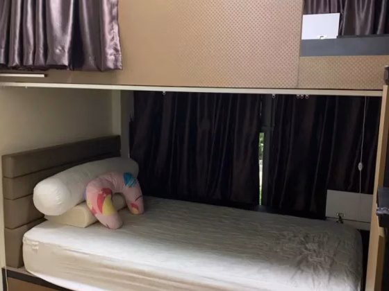 单间出租 • 三巴旺 •  Twin Fountains • S$700 • 住宅公寓 • 普通房 照片