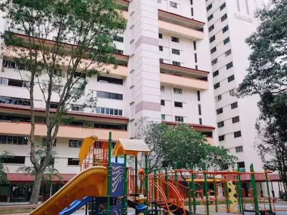 单间出租 • 蔡厝港 • 11 Holland Drive • S$1100 • 4房(3臥室) • 普通房 照片