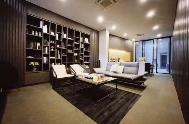 房屋出售 • 中央集水区 • MEDWAY DRIVE (556508) • S$4999000 • 边角排屋 • 3700ft² / 343m²