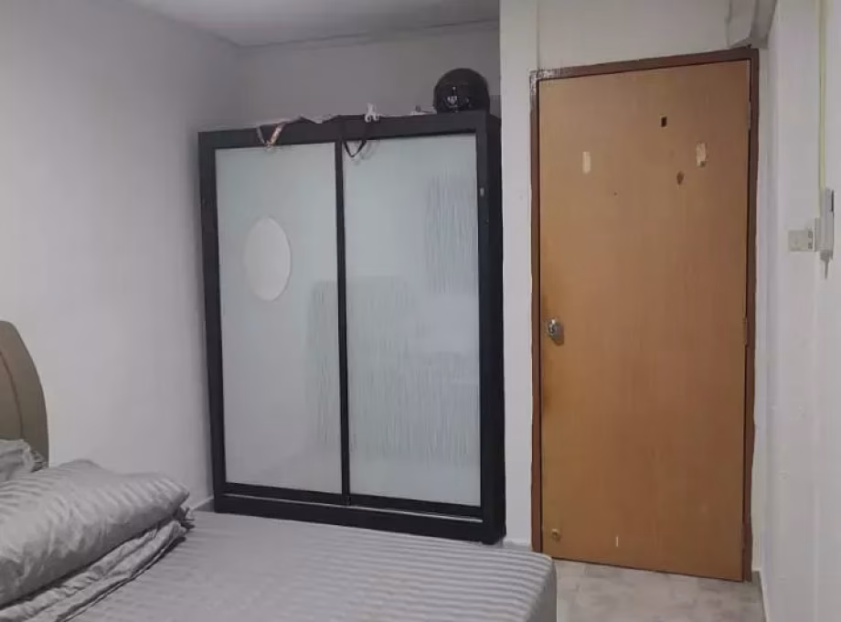单间出租 • 梧槽 • 269 Yishun Street 22 • S$1200 • 3房(2臥室) • 主人房 照片