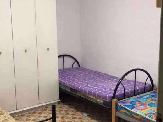 单间出租 • 三巴旺 • 5 Marsiling Drive • S$500 • 4房(3臥室) • 床位出租 照片