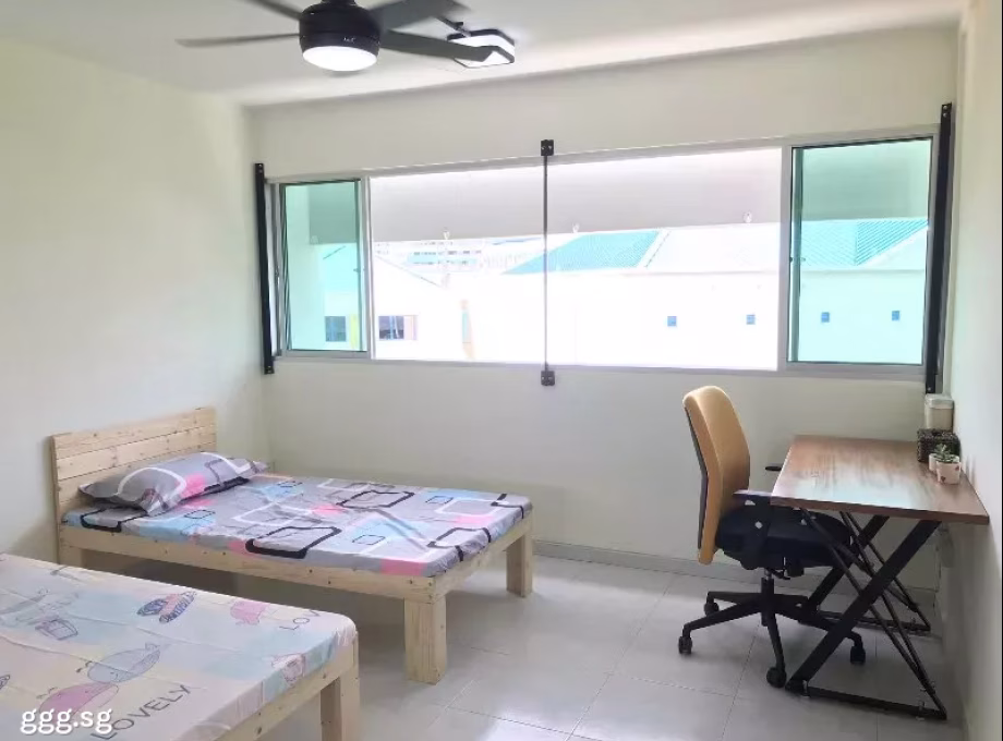 单间出租 • 新加坡河 • 526 Hougang Avenue 6 • S$1100 • 5房(4臥室) • 普通房 照片