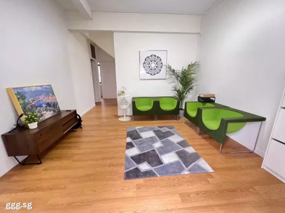 单间出租 • 登加 • JALAN ELOK (229050) • S$1400 • 联排排屋 • 普通房 照片