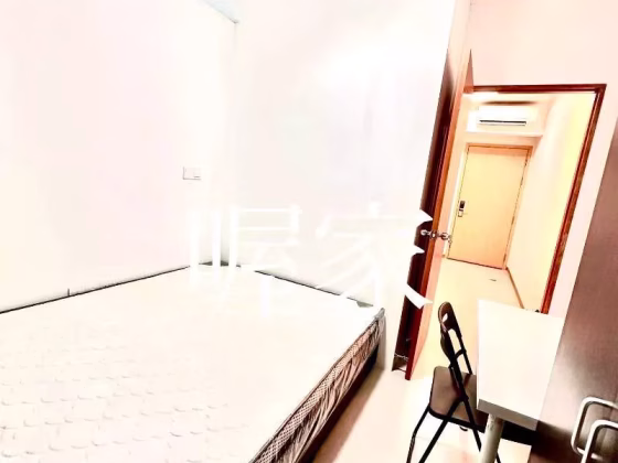 单间出租 • 欧南 •  The Antares • S$2000 • 住宅公寓 • 普通房 照片