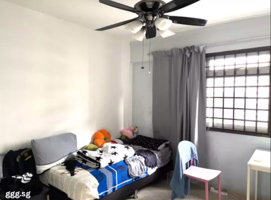 单间出租 • 三巴旺 • 325 Woodlands Street 32 • S$880 • 执行组屋 • 普通房 照片