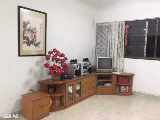 单间出租 • 裕廊西 • 516 Jurong West Street 52 • S$1600 • 4房(3臥室) • 主人房 照片
