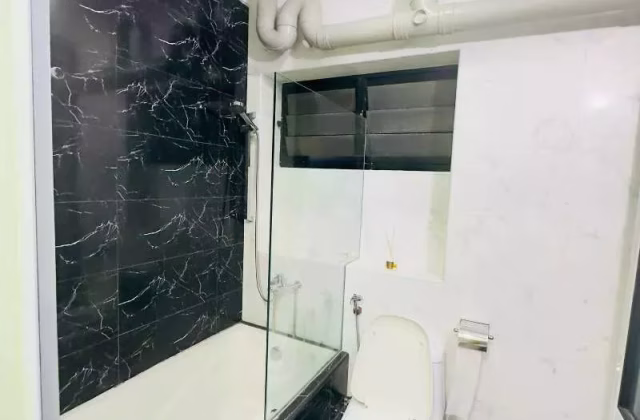 单间出租 • 三巴旺 • 583 Woodlands Drive 16 • S$500 • 3房(2臥室) • 主人房