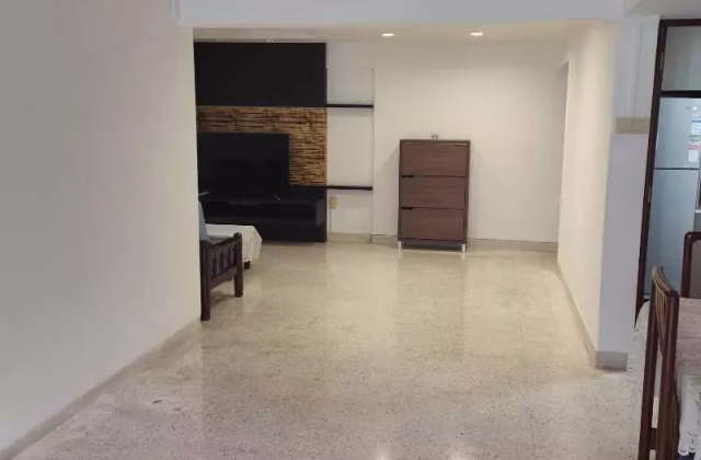 单间出租 • 红山 • 105 Spottiswoode Park Road • S$1300 • 3房(2臥室) • 普通房