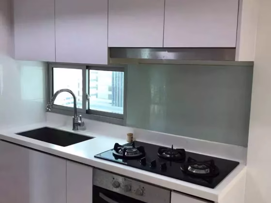 单间出租 • 博物馆 •  Eight Riversuites • S$2700 • 住宅公寓 • 主人房 照片