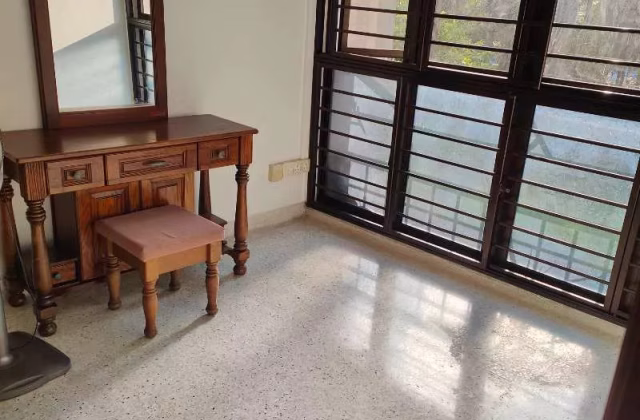 单间出租 • 金文泰 • 105 Spottiswoode Park Road • S$950 • 3房(2臥室) • 普通房