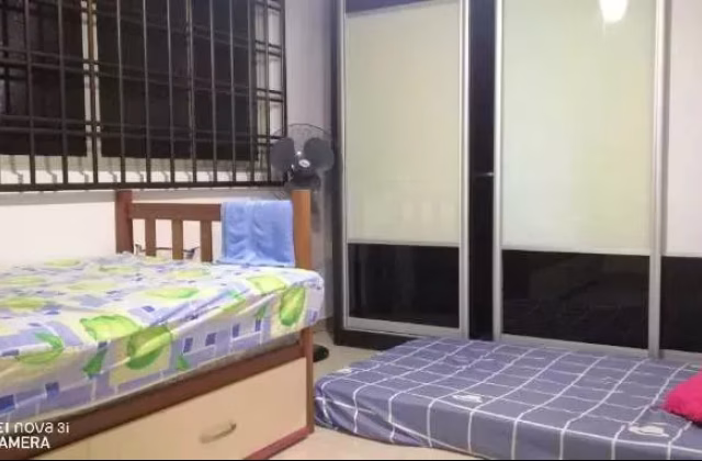 单间出租 • 欧南 • 302 Ubi Avenue 1 • S$1000 • 3房(2臥室) • 普通房