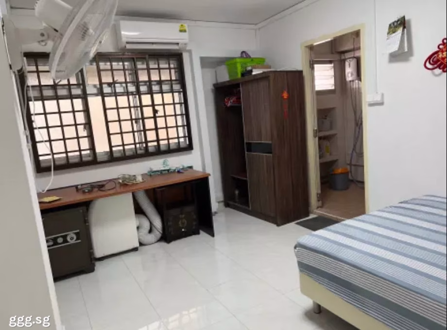 单间出租 • 芽笼 • 569 Choa Chu Kang Street 52 • S$1200 • 4房(3臥室) • 主人房 照片