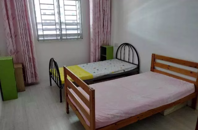 单间出租 • 乌节 • 456 Ang Mo Kio Avenue 10 • S$550 • 3房(2臥室) • 床位出租