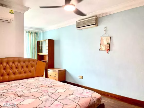 单间出租 • 梧槽 •  Heeton Park • S$1300 • 住宅公寓 • 主人房 照片