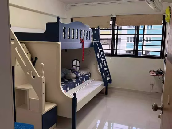 单间出租 • 梧槽 • 209 Yishun Street 21 • S$1000 • 5房(4臥室) • 普通房 照片