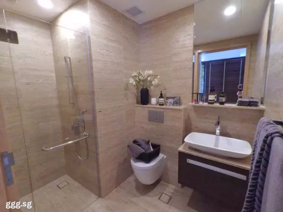 房屋出售 • 纽顿 •  26 Newton • S$2220000 • 共管公寓 • 1119ft² / 103m² 照片