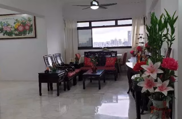 单间出租 • 马林百列 • 155 Lorong 1 Toa Payoh • S$1100 • 4房(3臥室) • 普通房