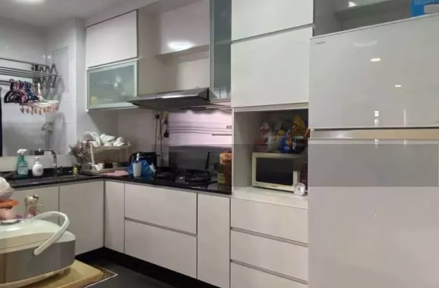 整套出租 • 马林百列 • 79C Toa Payoh Central • S$2850 • 3房(2臥室) • 1184ft² / 109m²