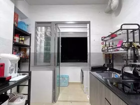 整套出租 • 蔡厝港 • 37 Margaret Drive • S$2700 • 3房(2臥室) • 667ft² / 61m² 照片
