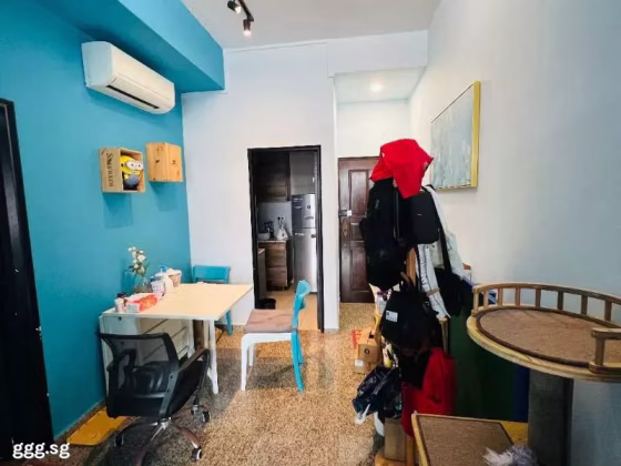整套出租 • 诺维娜 •  Nineteen Shelford • S$3300 • 2房(1臥室) • 646ft² / 60m² 照片