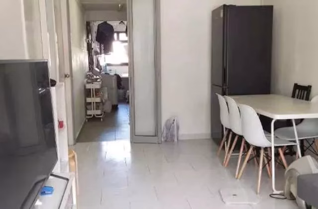 整套出租 • 蔡厝港 • 82 Commonwealth Close • S$2600 • 3房(2臥室) • 649ft² / 60m²
